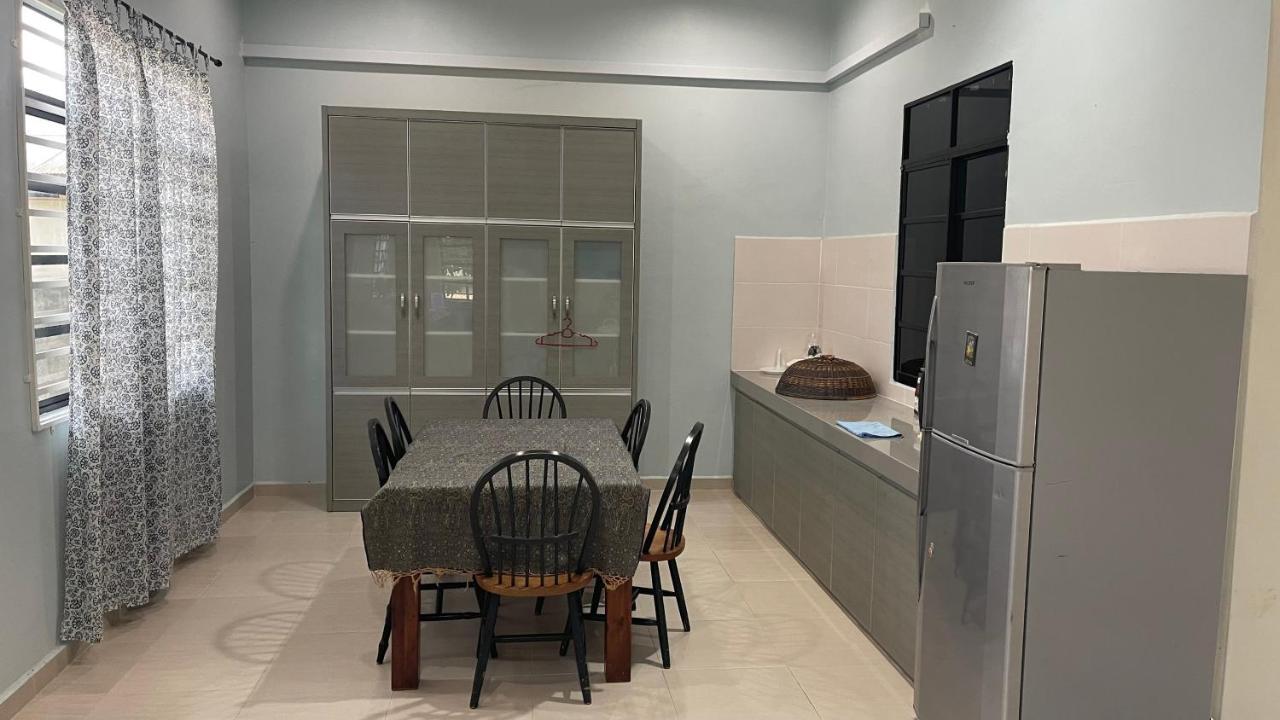 Nikmat Homestay Riyadh Kampong Tuan Mandak Exterior foto